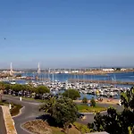 Marina Charming House 3*
