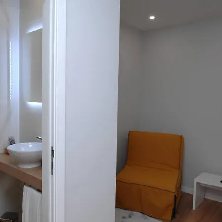Πανσιόν Marina Charming House 3*