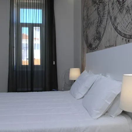 Πανσιόν Marina Charming House 3*