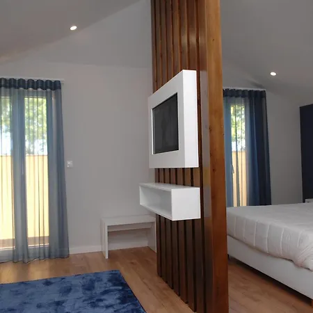 Πανσιόν Marina Charming House
