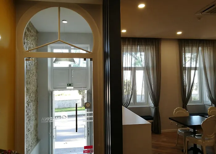 Marina Charming House Гостевой дом Фигейра-да-Фош
