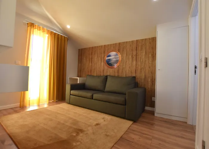 Marina Charming House Pensjonat Figueira da Foz