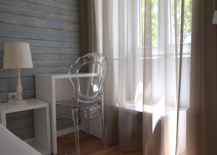 Marina Charming House Гостевой дом Фигейра-да-Фош